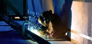 Non, les politiciens ne ramèneront pas les jobs industriels