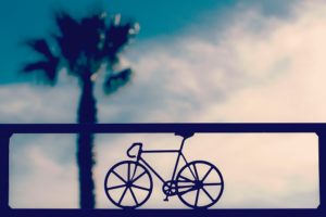 Il y a un trou dans le futur : qui construira des bicyclettes pour l’esprit ?