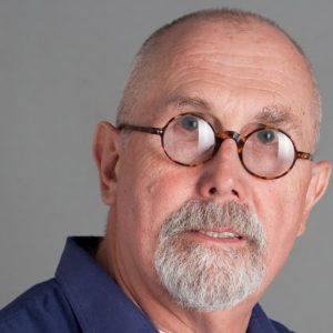 Tony Fry, designer du futur : des bâtiments nomades aux villes nomades