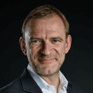 Comprendre la géopolitique des écosystèmes technologiques par Yann Lechelle (SNIPS) 